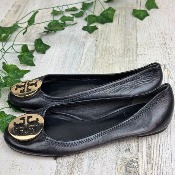 TORY BURCH BLACK BALLERINA BALLET SLIP ON FLATS W/ GOLD LOGO SIZE 6M - Picture 4 of 7
